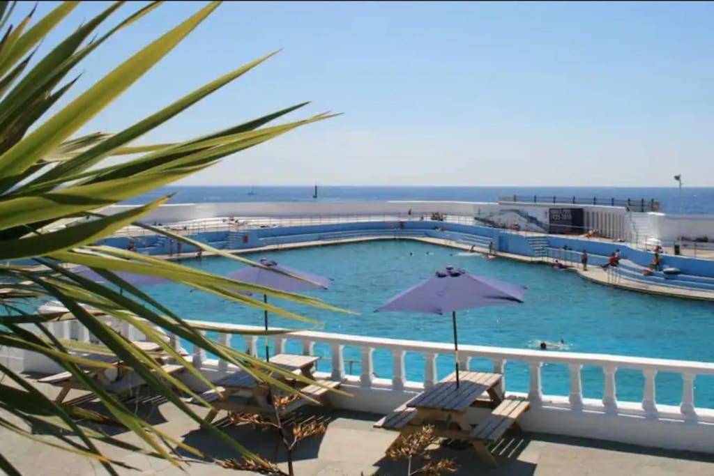 Spacious 2 Bedroom Apartment Near Seafront Hikkaduwa Dış mekan fotoğraf
